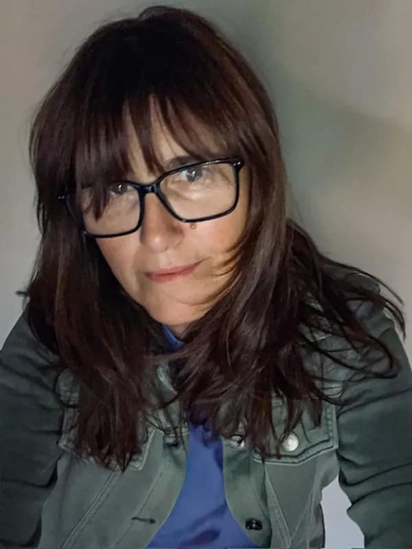 Portrait of photographer Veronica McLachlan